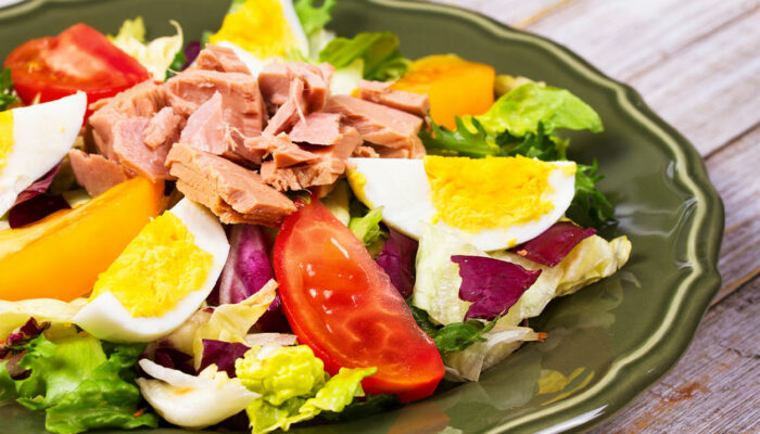 Nutrition Tips to Manage Colon Cancer Before and After Treatment